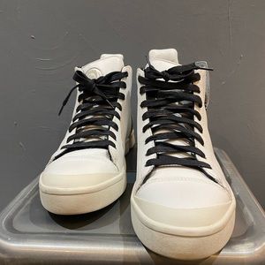 Never used diesel high cut shoes! Only tried at home.